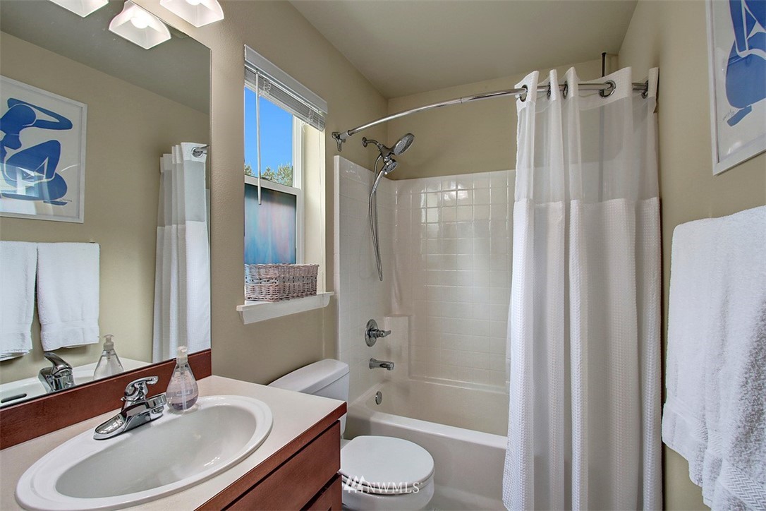 3605 182nd Street Southeast Bothell, WA 98012 - Photo 13 of 18