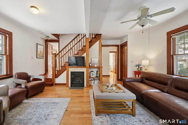 $475,000 | 24 Railroad Avenue, Madison, CT 06443