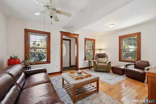 $475,000 | 24 Railroad Avenue, Madison, CT 06443