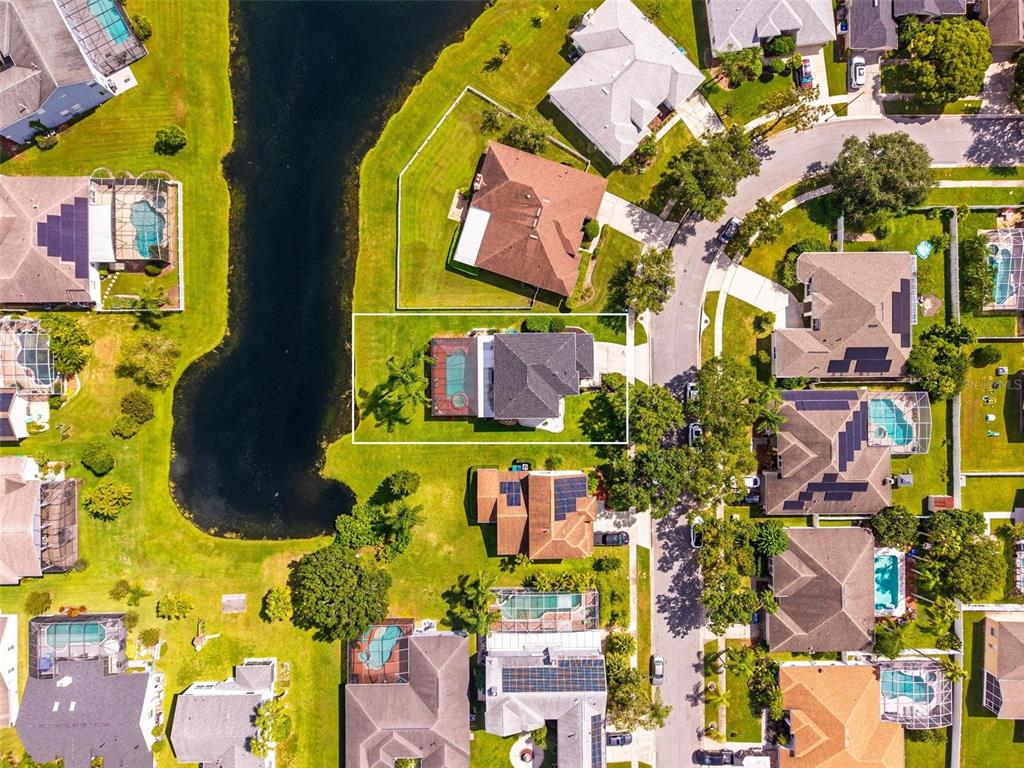 413 Rockafellow Way Orlando, FL 32828 - Photo 83 of 88 an aerial view of residential house with outdoor space and swimming pool