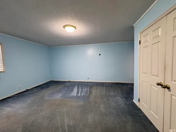 $260,000 | 713 West Macalan Drive, Marion, IN 46952