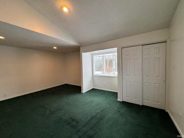 $260,000 | 713 West Macalan Drive, Marion, IN 46952