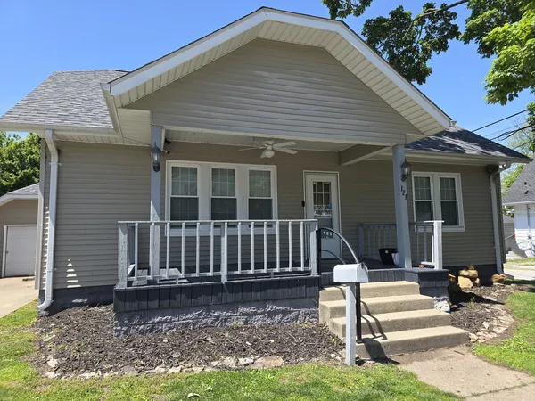 $160,000 | 121 North Ludlow Street, Olney, IL 62450
