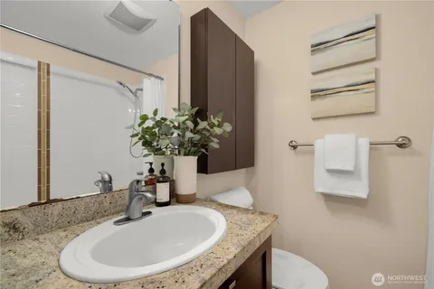 $579,000 | 3018 128th Avenue Southeast, Unit 12, Bellevue, WA 98005