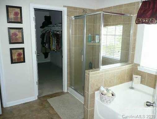 5512 Old Meadow Road Charlotte, NC 28227 - Photo 6 of 7
