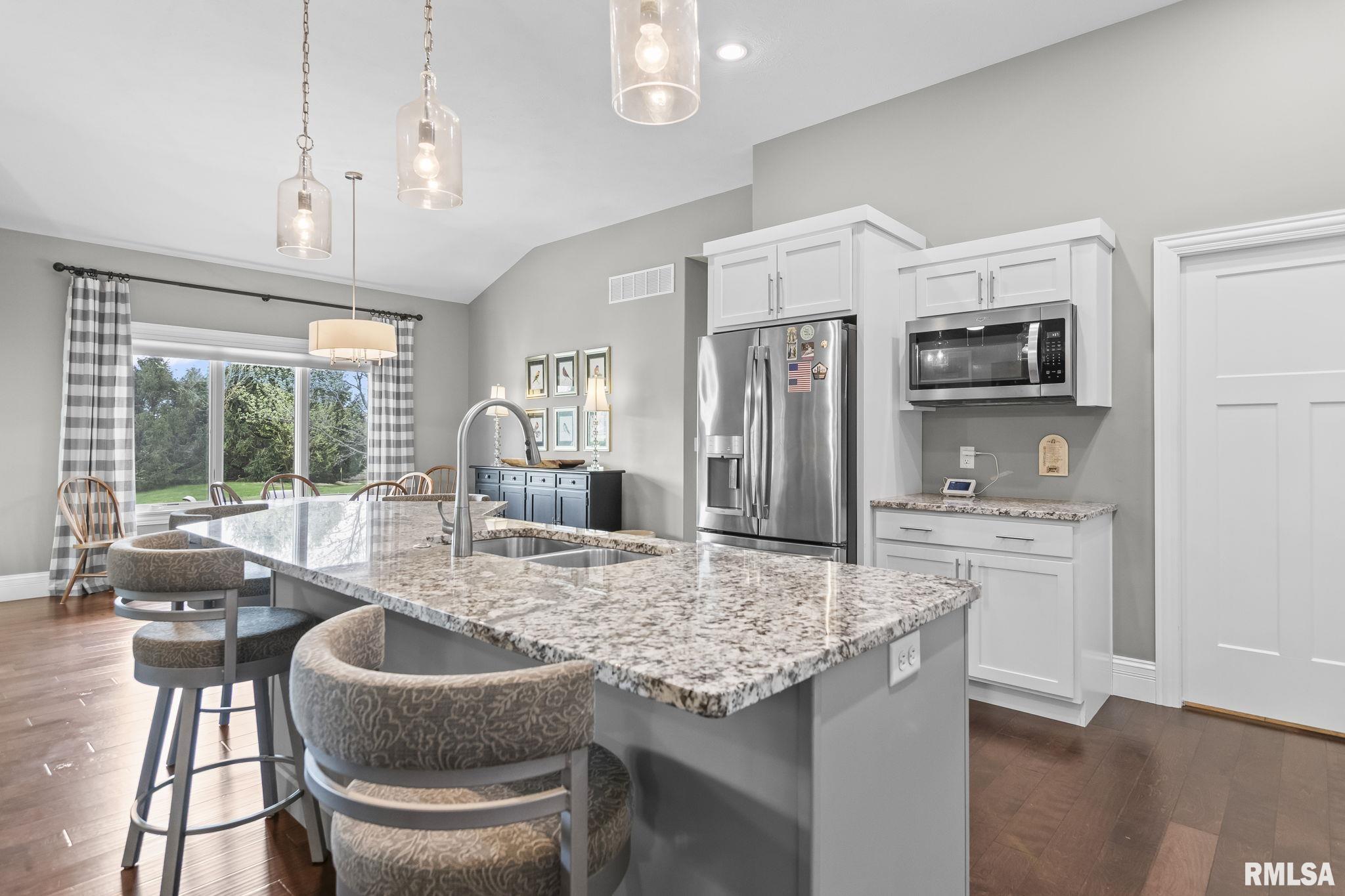 3700 Crystal Spring Drive Springfield, IL 62711 - Photo 11 of 46