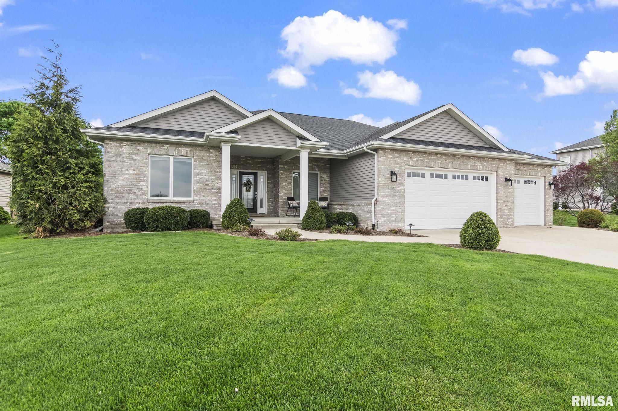 3700 Crystal Spring Drive Springfield, IL 62711 - Photo 2 of 46