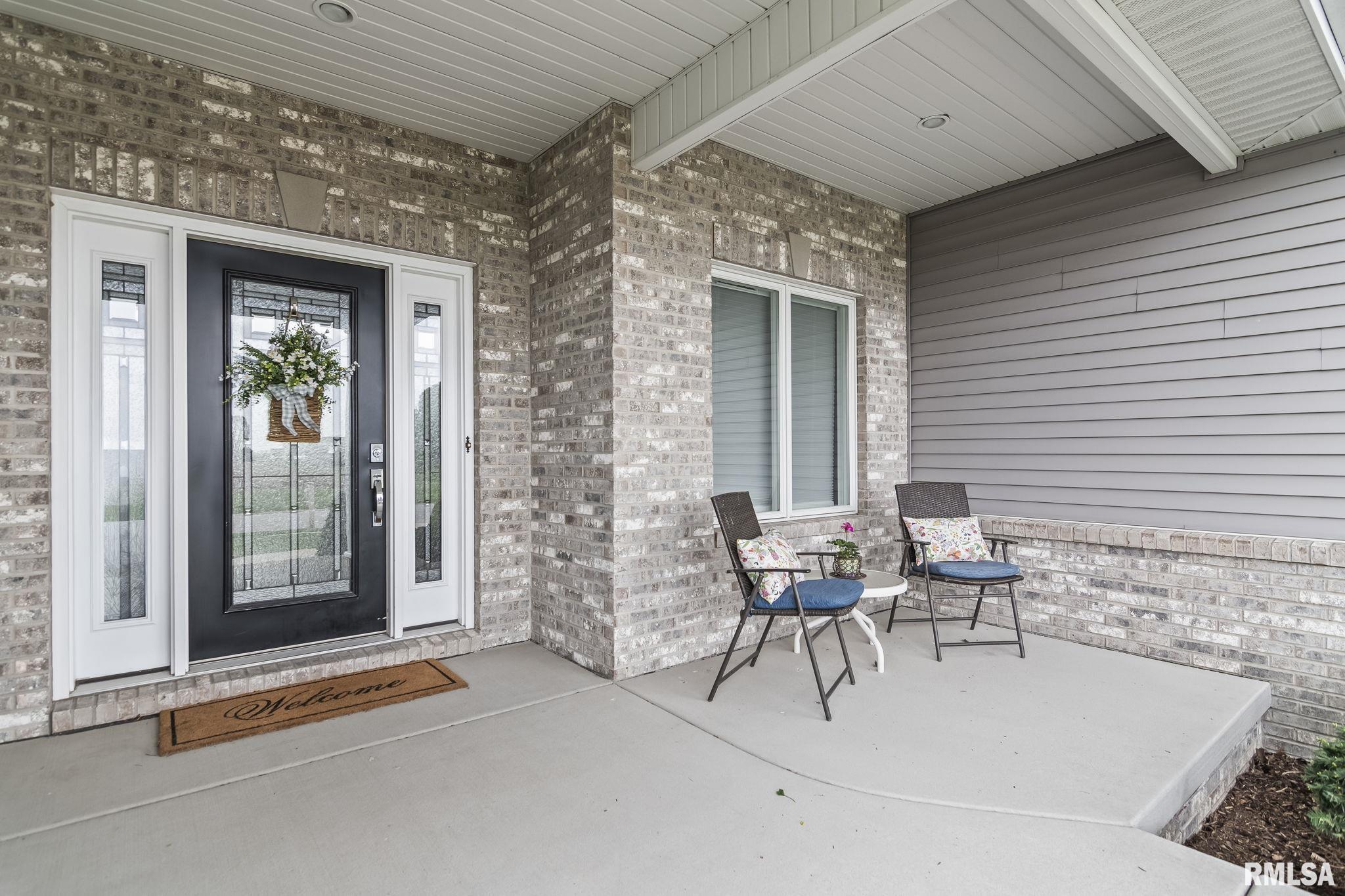 3700 Crystal Spring Drive Springfield, IL 62711 - Photo 4 of 46