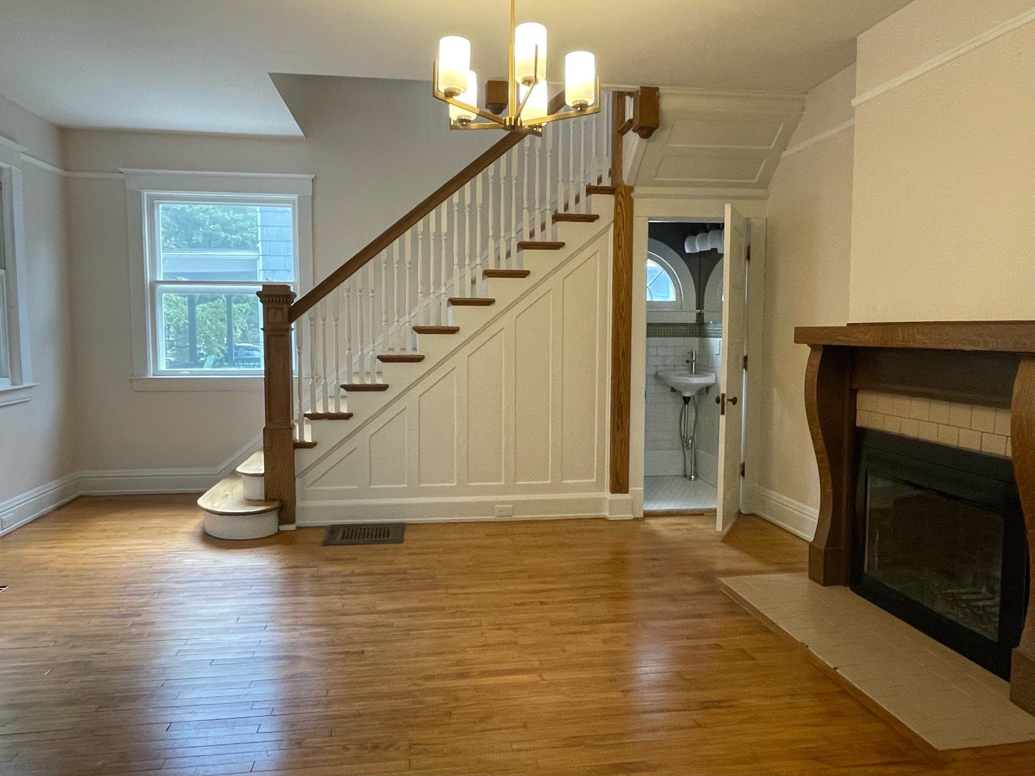 415 North Sheridan Street Bay City, MI 48708 - Photo 3 of 26