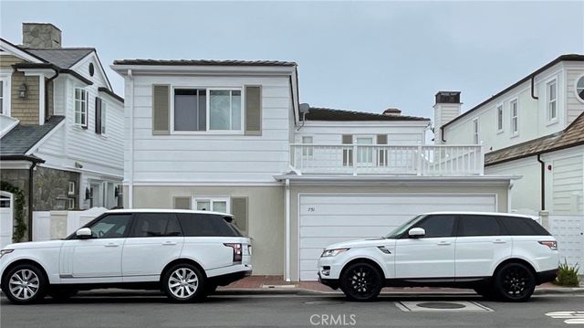 a car parked in front of a building