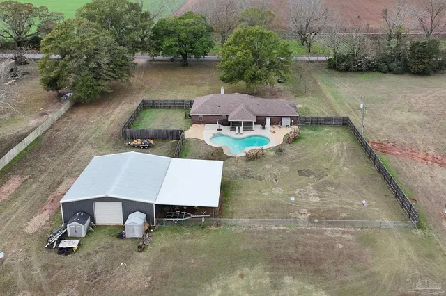 a view of outdoor space with yard