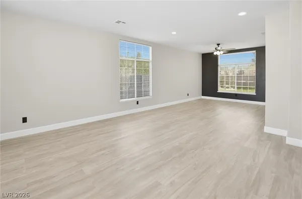 $3,950 | 747 Canyon Crest Drive, Las Vegas, NV 89123