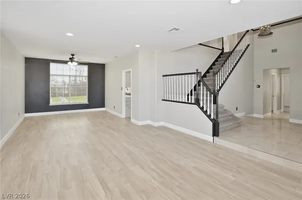 $3,950 | 747 Canyon Crest Drive, Las Vegas, NV 89123