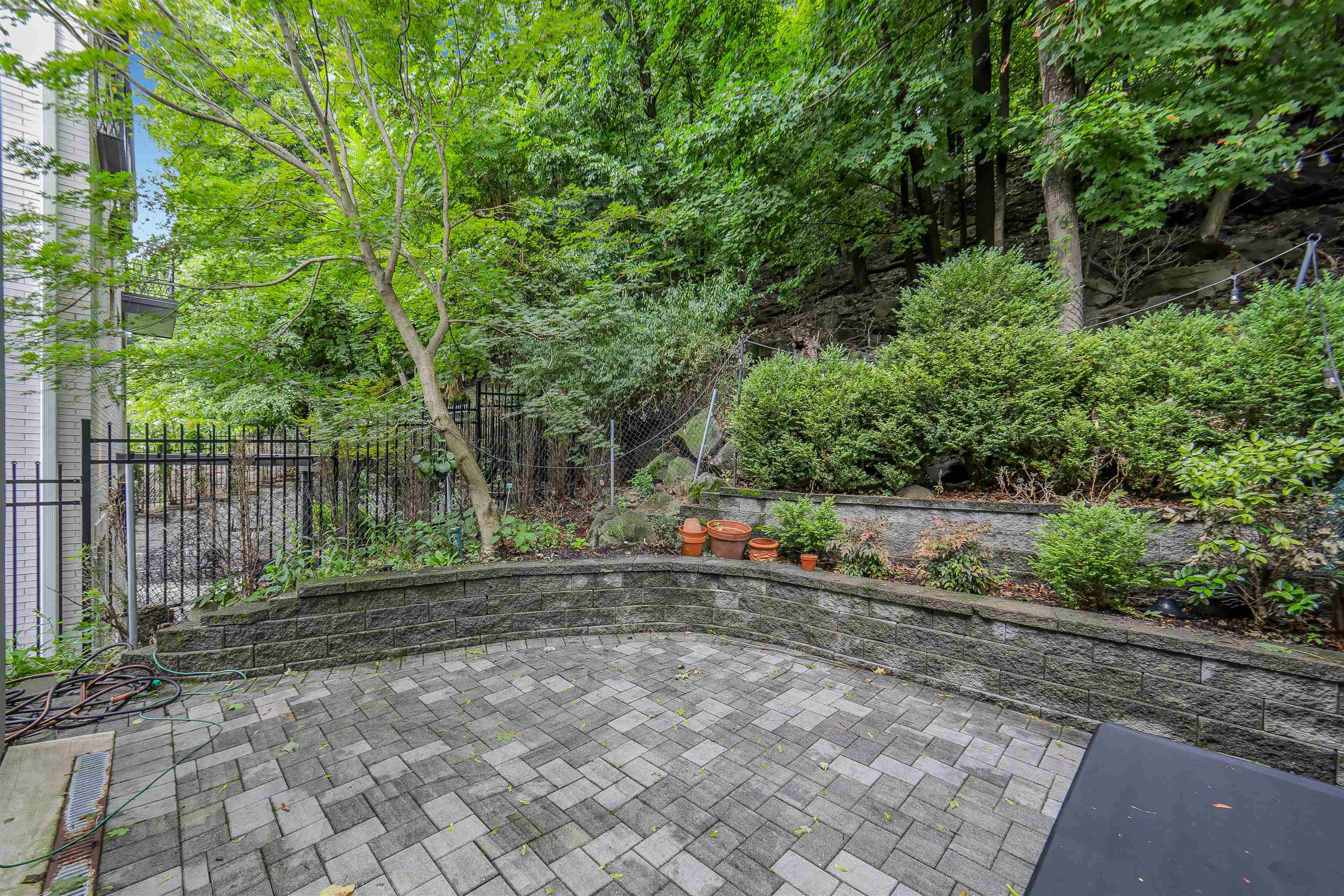 760 Undercliff Avenue, Unit A Edgewater, NJ 07020 - Photo 30 of 39