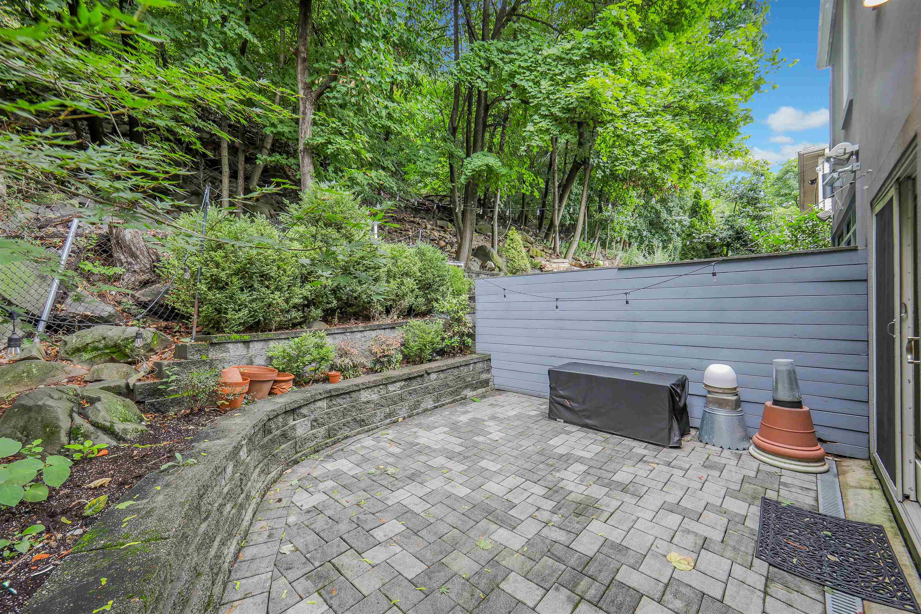 760 Undercliff Avenue, Unit A Edgewater, NJ 07020 - Photo 31 of 39