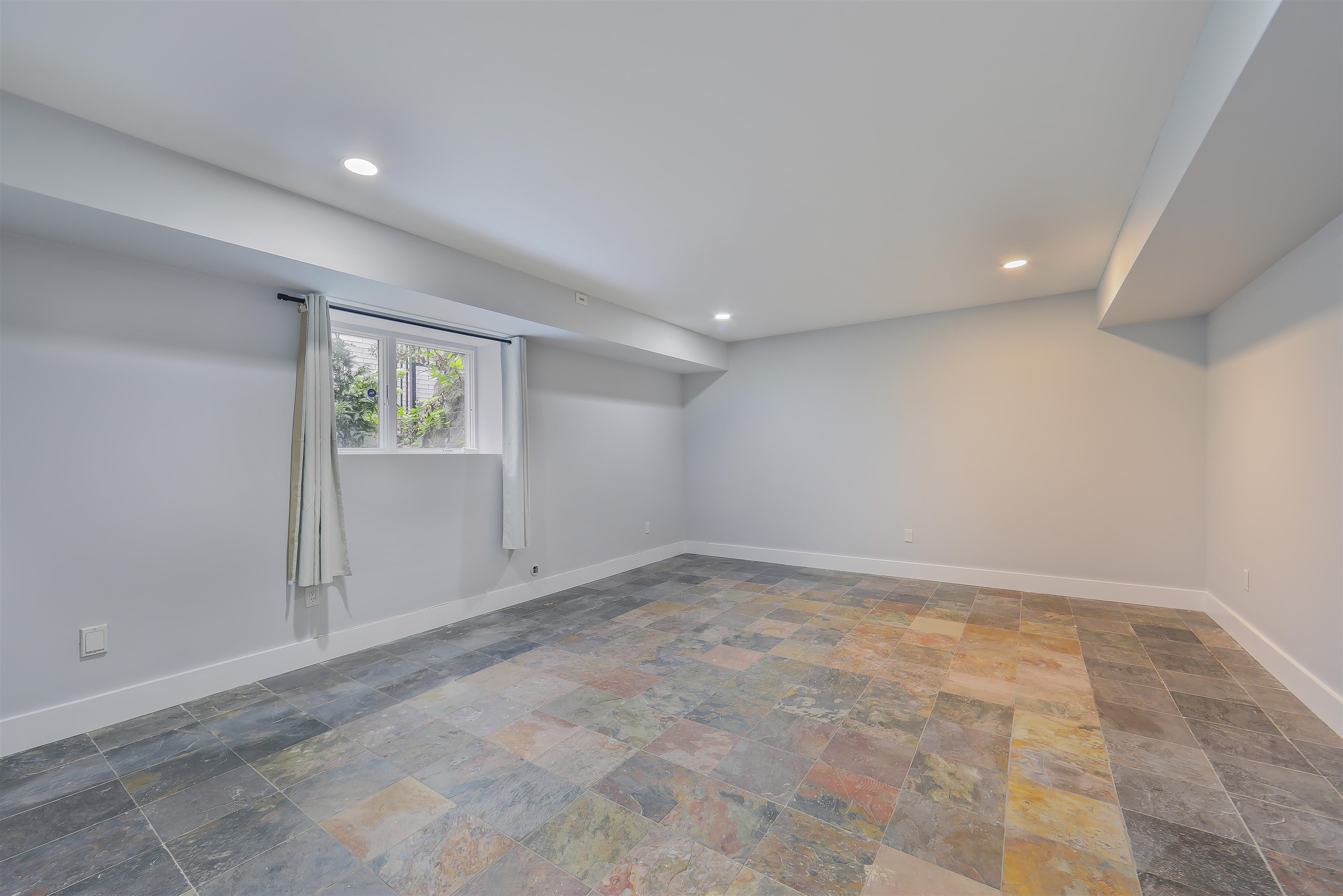 760 Undercliff Avenue, Unit A Edgewater, NJ 07020 - Photo 37 of 39