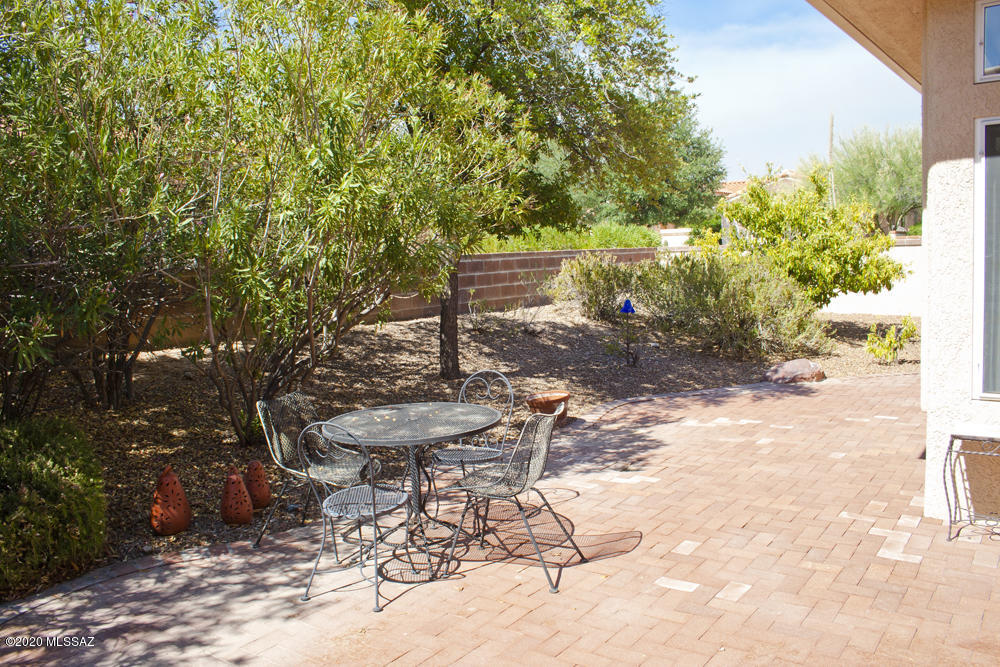 1295 East Royal Oak Road Oro Valley, AZ 85755 - Photo 30 of 34