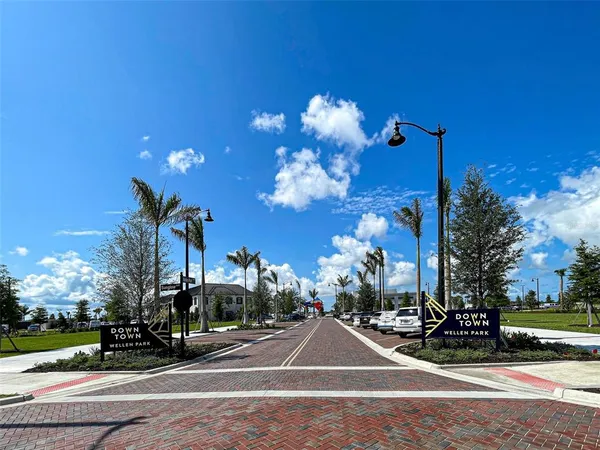 $629,000 | 19267 Kirella Street, Venice, FL 34293