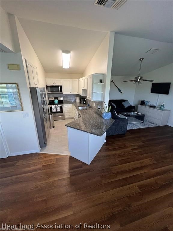 1316 Villaway West Sebring, FL 33876 - Photo 8 of 20