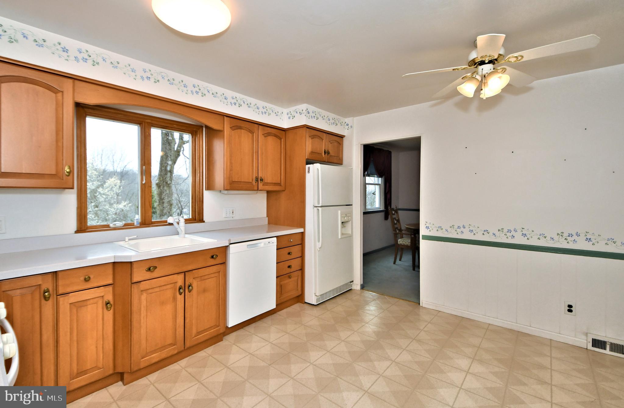 8816 Wainwright Road Glenside, PA 19038 - Photo 15 of 49 Gallery Image 15