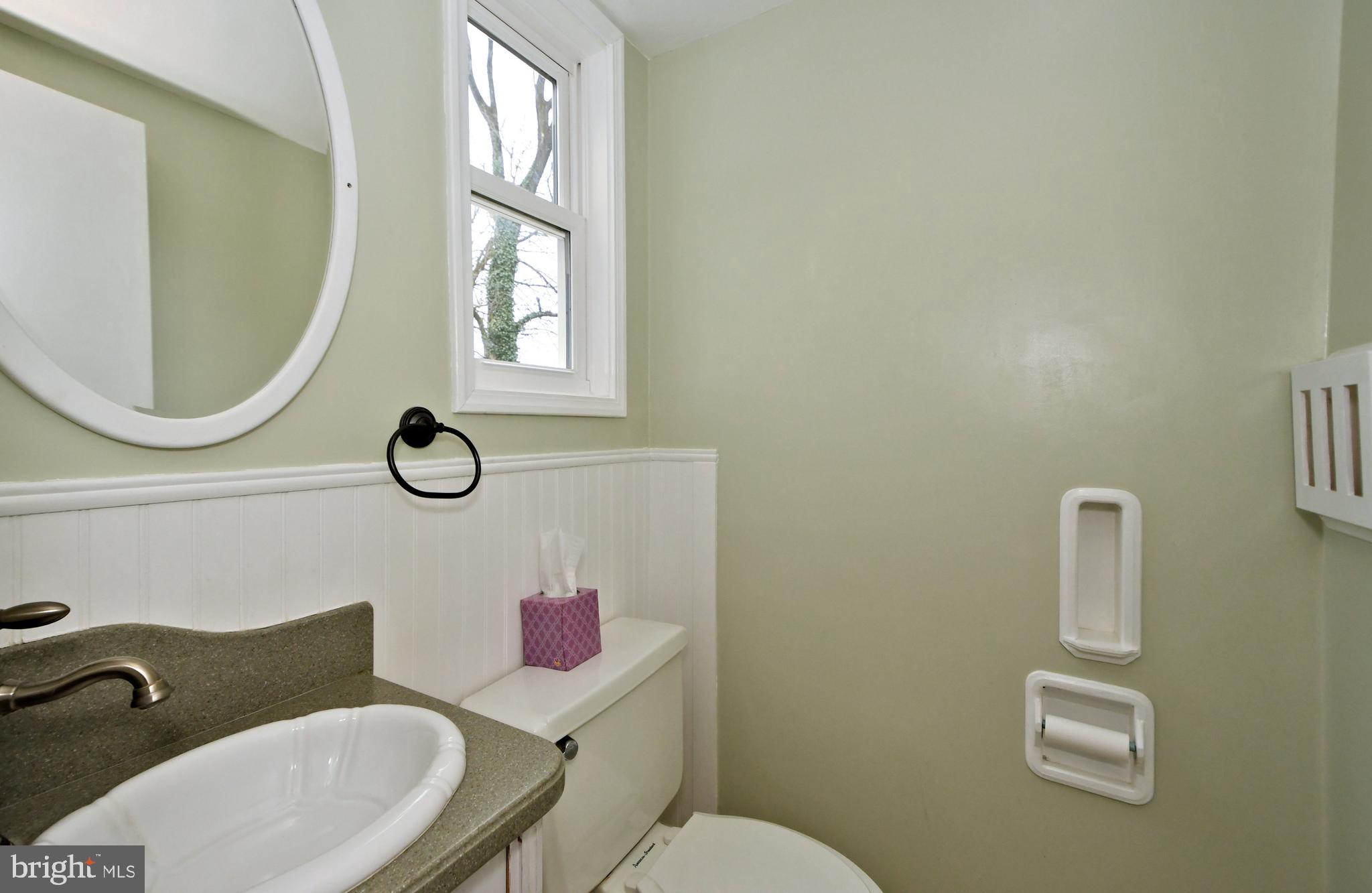 8816 Wainwright Road Glenside, PA 19038 - Photo 21 of 49 Powder room