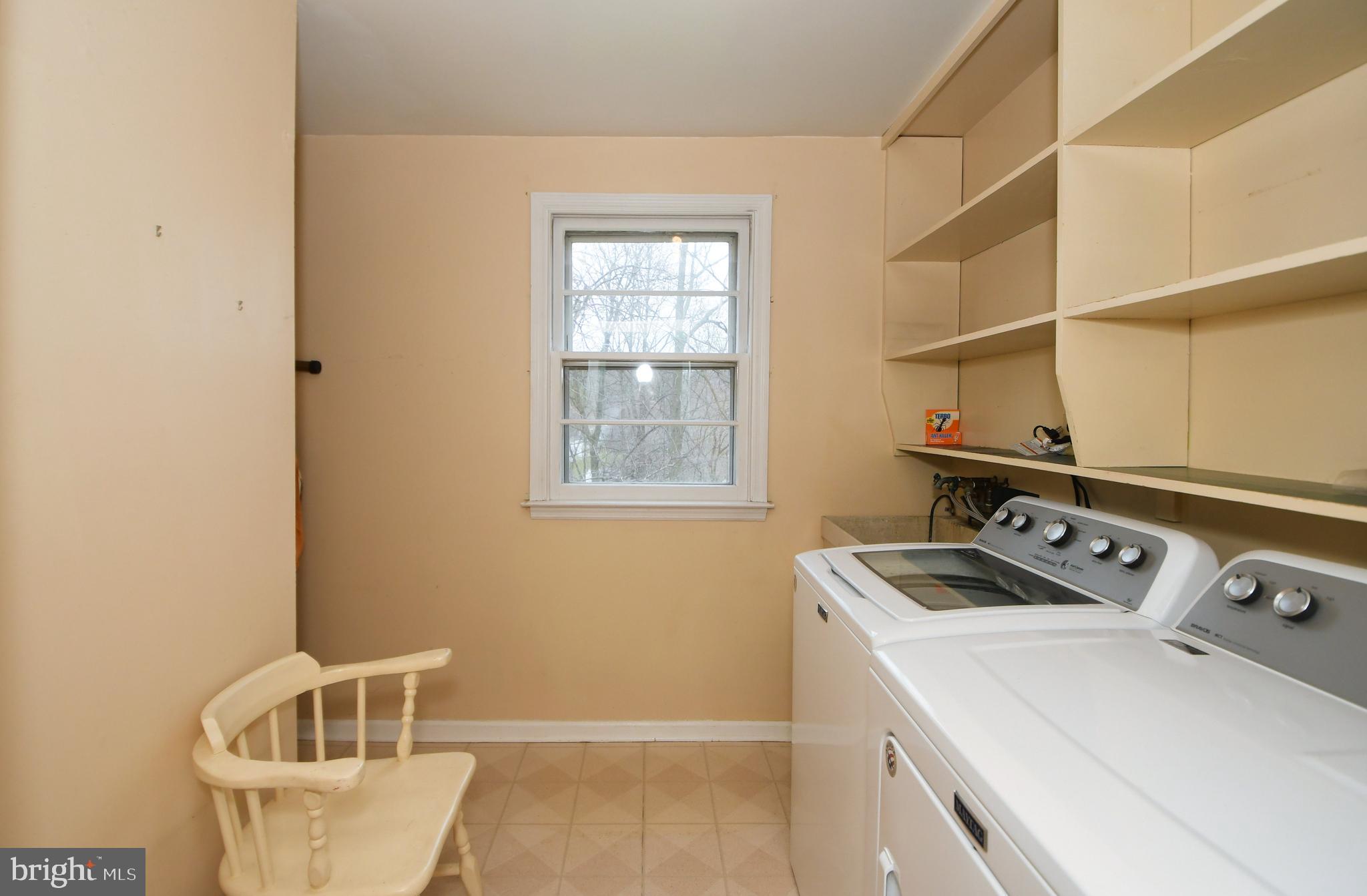 8816 Wainwright Road Glenside, PA 19038 - Photo 22 of 49 Laundry/mudroom