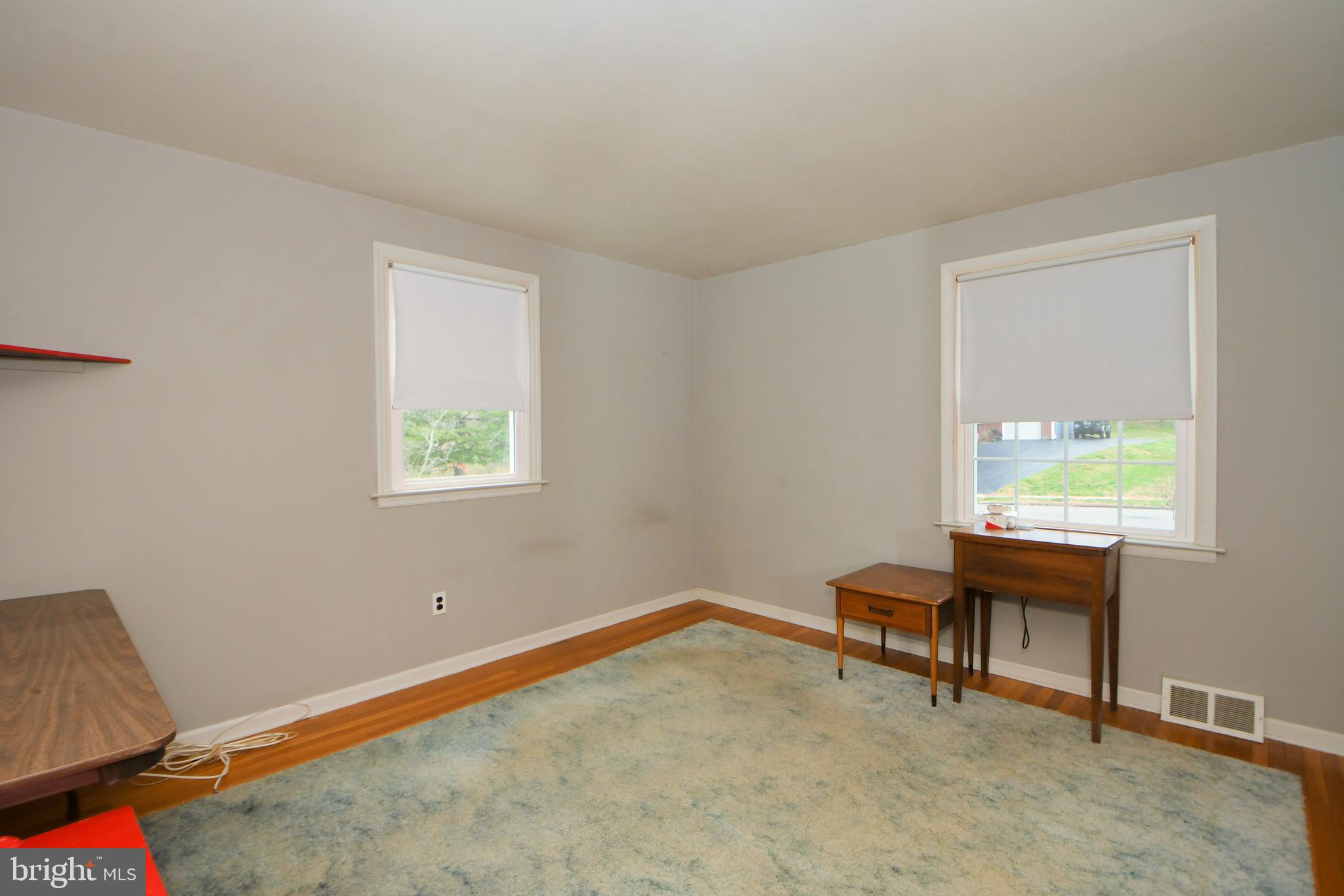 8816 Wainwright Road Glenside, PA 19038 - Photo 29 of 49 3rd bedroom
