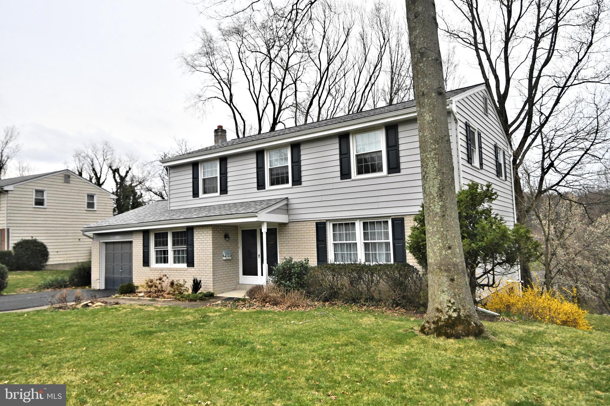 8816 Wainwright Road Glenside, PA 19038 - Photo 4 of 49 Gallery Image 4