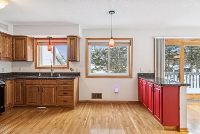 $575,000 | 13025 4th Street North, Stillwater, MN 55082