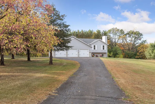 $575,000 | 13025 4th Street North, Stillwater, MN 55082