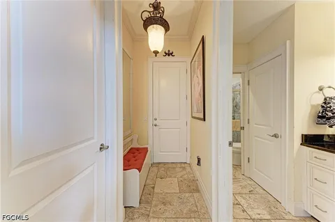 $1,749,000 | 793 Jungle Queen Way, Longboat Key, FL 34228