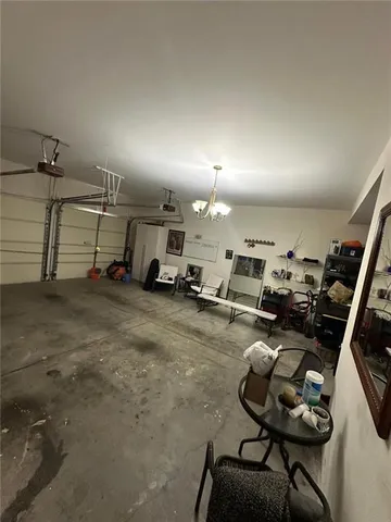 a view of lobby with livingroom