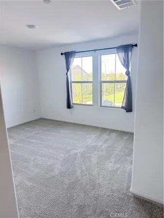 $4,200 | 729 South Sumac Lane, Rialto, CA 92376