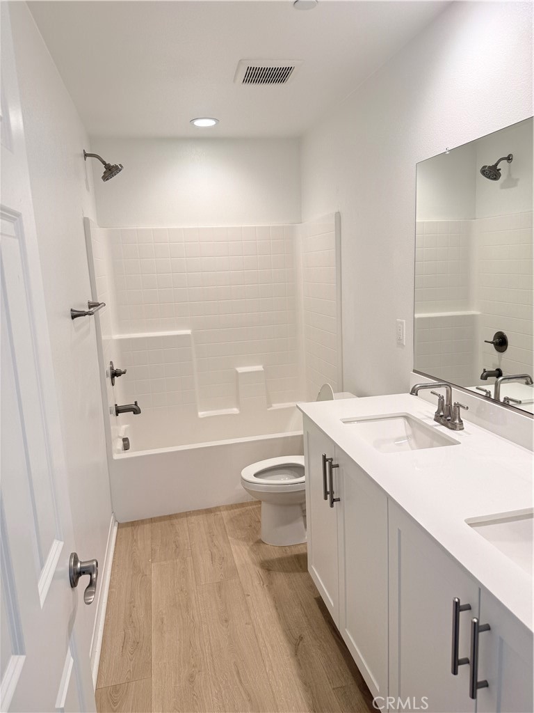 729 South Sumac Lane Rialto, CA 92376 - Photo 10 of 20