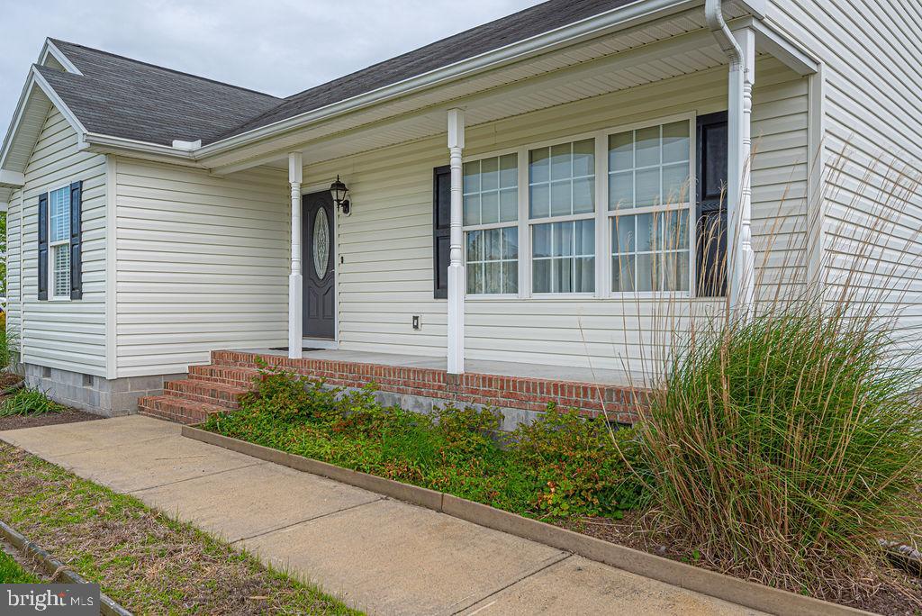 14005 Sandy Ridge Court Eden, MD 21822 - Photo 6 of 51 Front porch