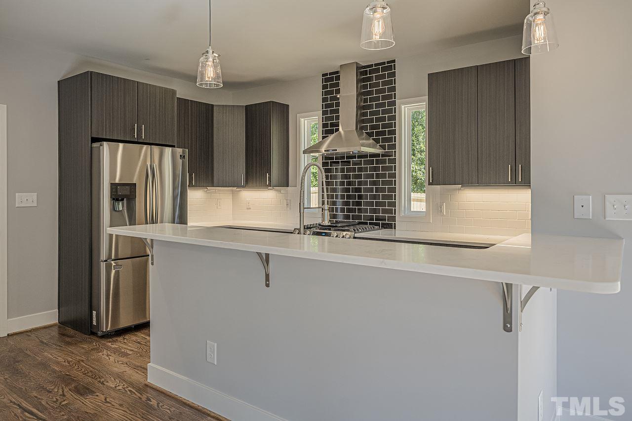529 Bragg Street Raleigh, NC 27601 - Photo 11 of 30