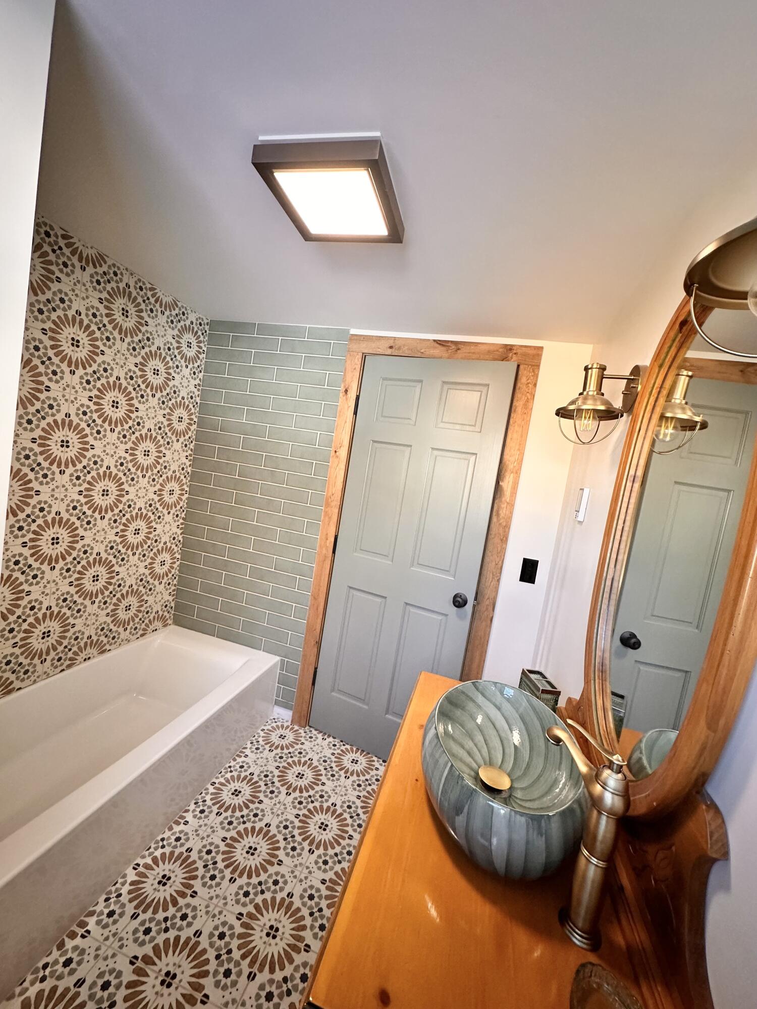 14 Trailside Way, Unit 14 Bridgton, ME 04009 - Photo 48 of 120 second flr bath1