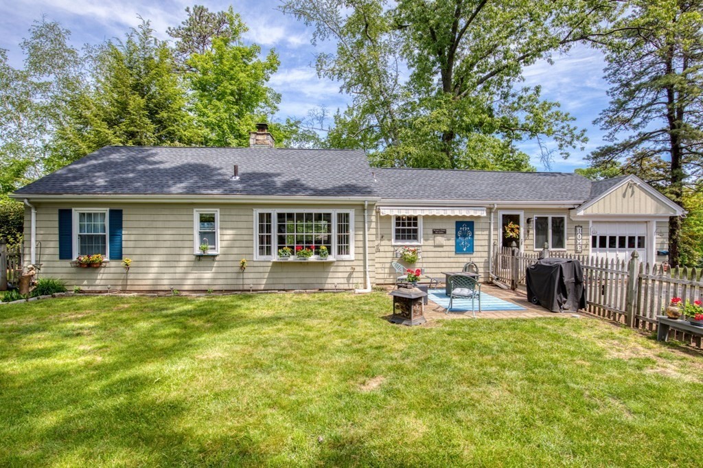 596 Roosevelt Avenue Springfield, MA 01118 - Photo 26 of 26 Gallery Image 26