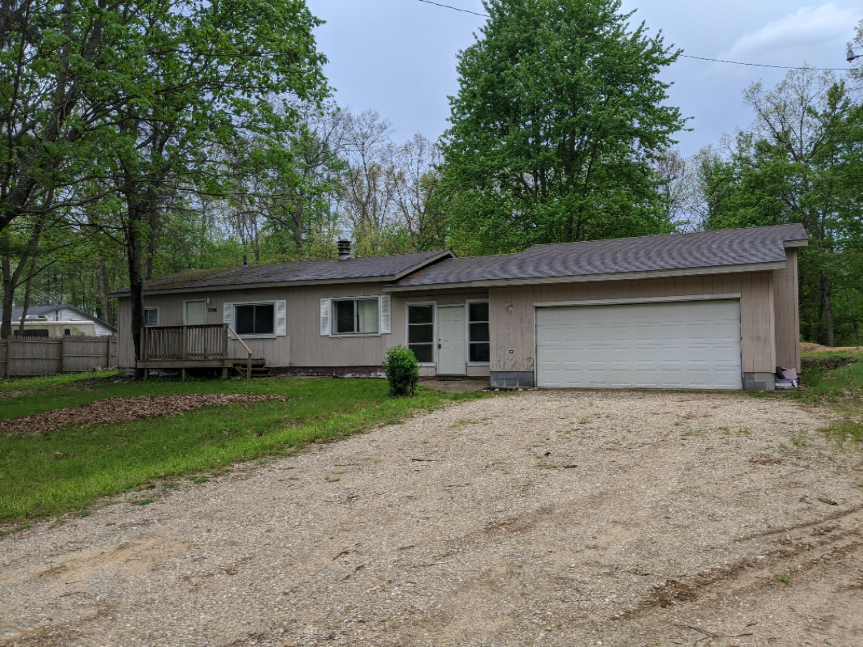 8266 East Johnson Road Branch, MI 49402 - Photo 2 of 32 IMG_20200526_140401