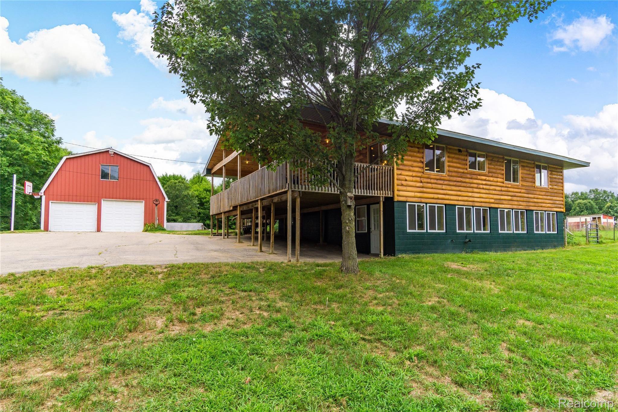 15272 Worden Road Holly, MI 48442 - Photo 1 of 46 Exteriors (2 of 17).jpg