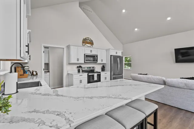 $840,000 | W5070 West Long Lake Road, Waupaca, WI 54981