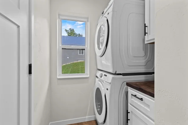 $840,000 | W5070 West Long Lake Road, Waupaca, WI 54981