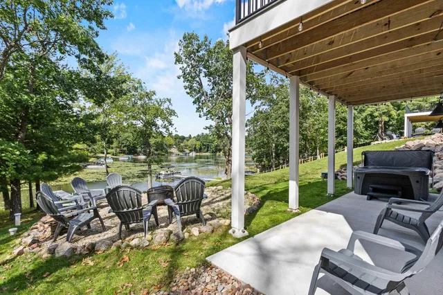 $840,000 | W5070 West Long Lake Road, Waupaca, WI 54981