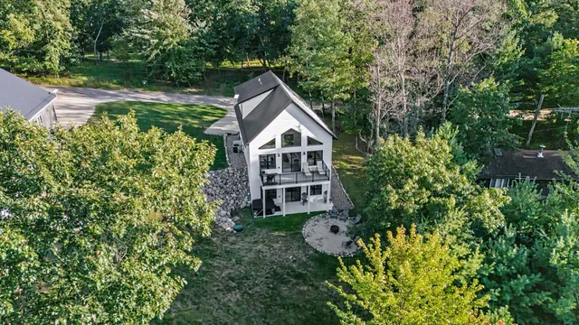 $840,000 | W5070 West Long Lake Road, Waupaca, WI 54981