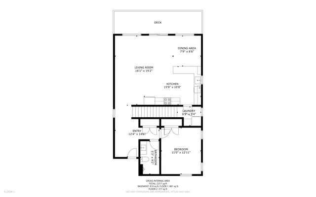 $840,000 | W5070 West Long Lake Road, Waupaca, WI 54981