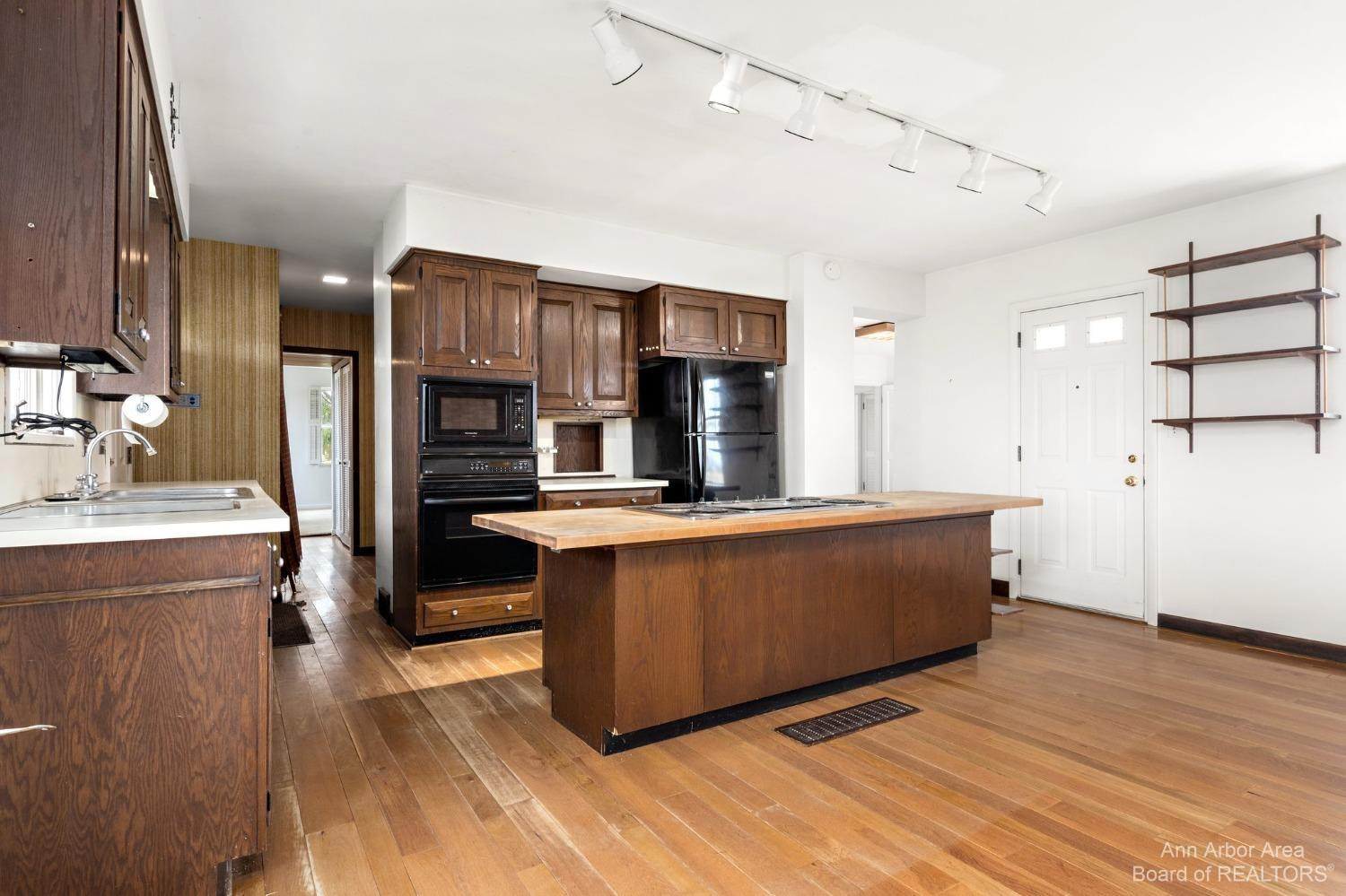 5185 Zeeb Road Dexter, MI 48130 - Photo 27 of 78 Photo 27