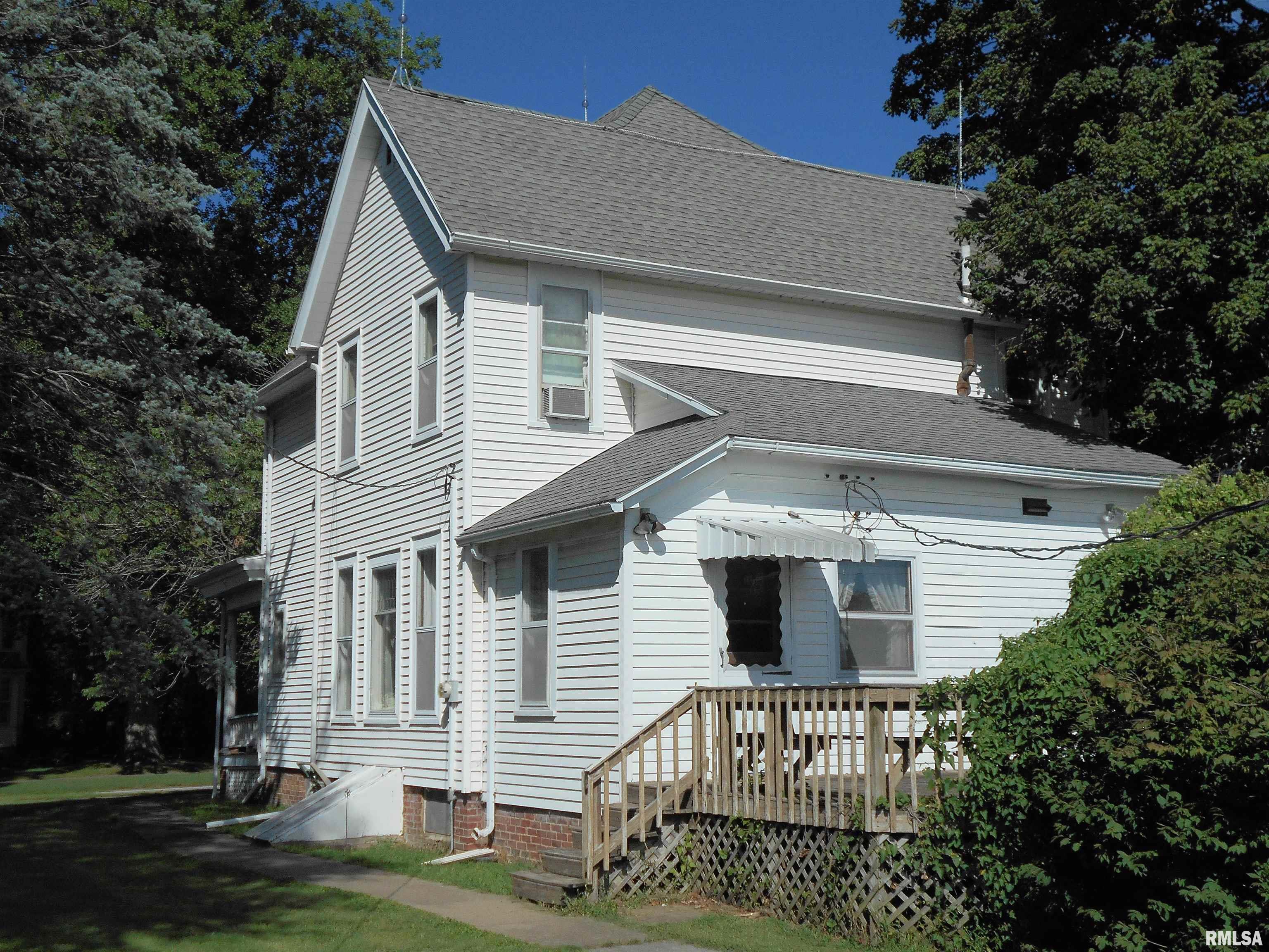 306 South Main Street Avon, IL 61415 - Photo 2 of 14