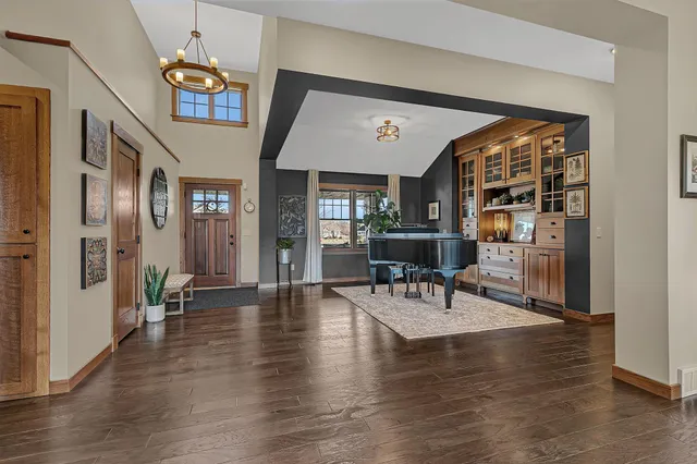 $675,000 | 1021 21st Avenue North, Sartell, MN 56377