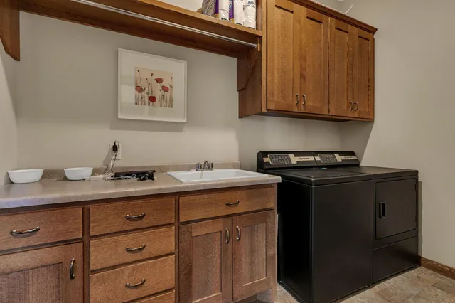 $675,000 | 1021 21st Avenue North, Sartell, MN 56377