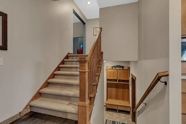 $675,000 | 1021 21st Avenue North, Sartell, MN 56377